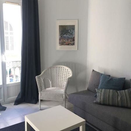 Place Comedie Moliere Apartment มงต์เปอลิเยร์ ภายนอก รูปภาพ